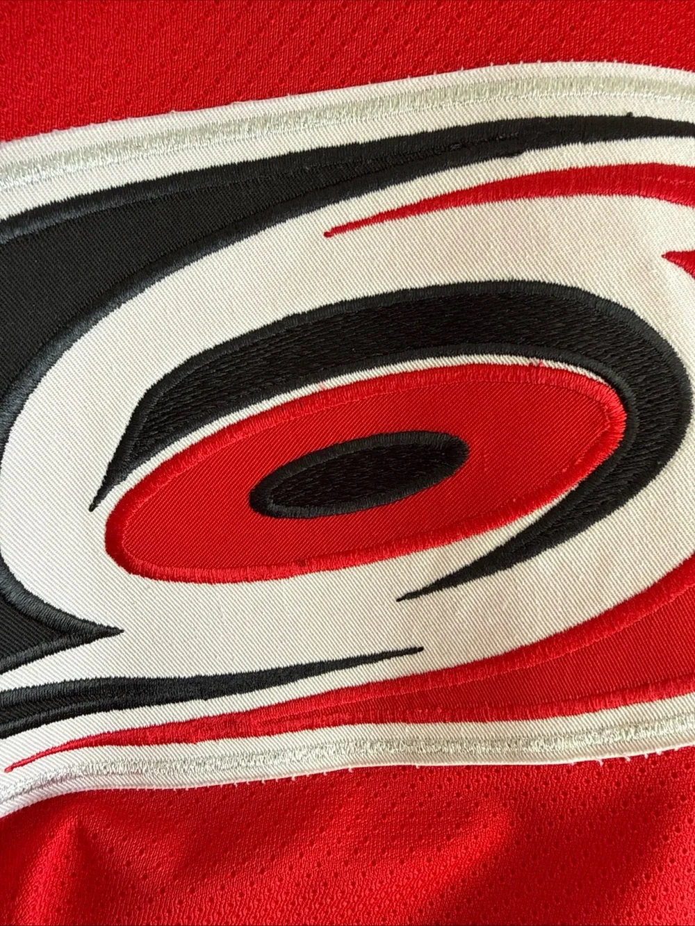 Boy’s CCM Carolina Hurricanes Official NHL Jersey Sz Youth L/XL - Red RARE